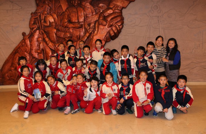 主要成果——六一小学师生参观中国救捞陈列馆