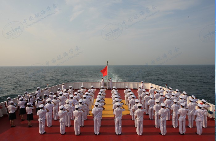 半军事管理(海上升旗)